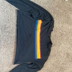 Long sleeve crop top